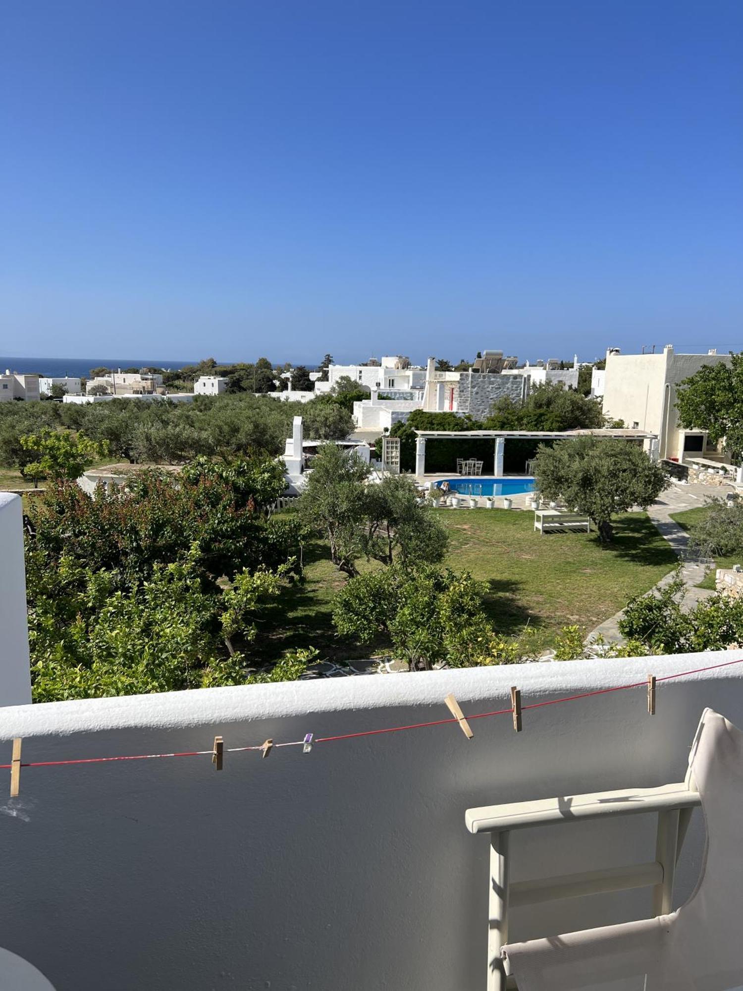 Hotel Anezina Drios Exterior photo