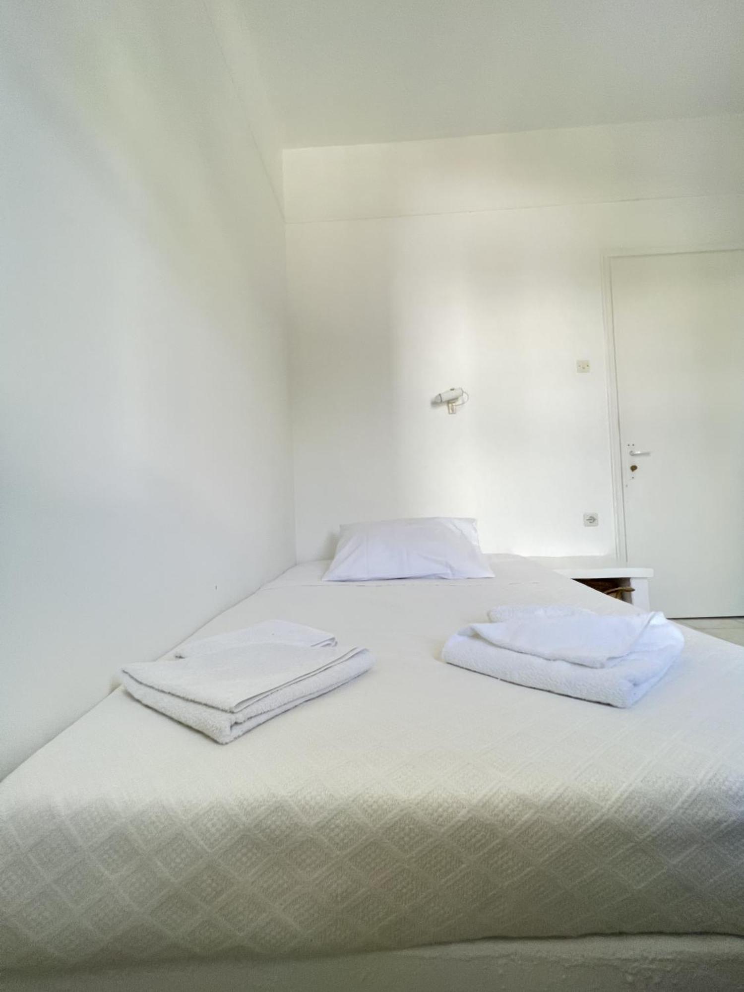 Hotel Anezina Drios Exterior photo
